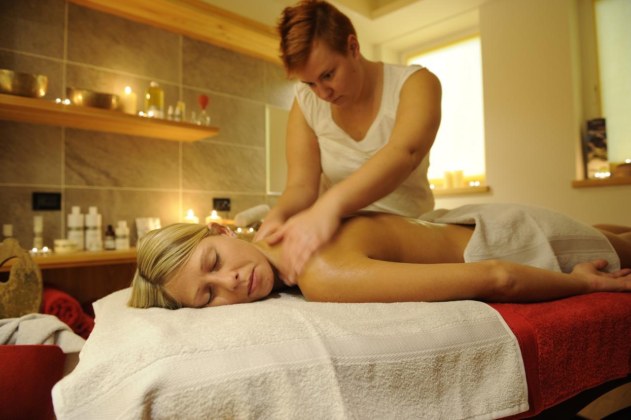 Alpstyle Hotel Albolina Wellness & Beauty Canazei Bagian luar foto