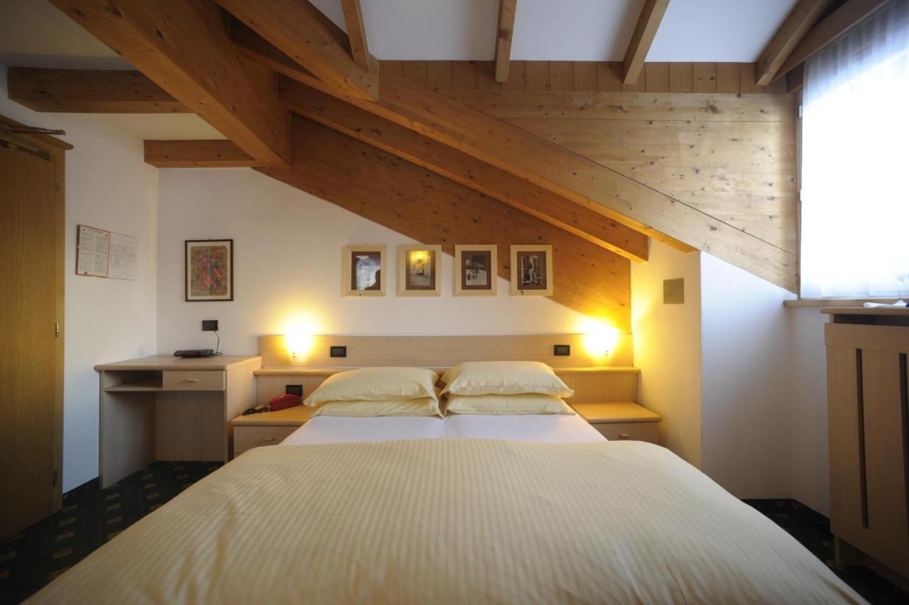 Alpstyle Hotel Albolina Wellness & Beauty Canazei Ruang foto
